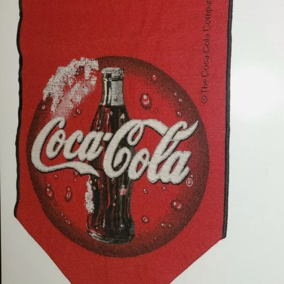 Coca Cola Kitchen Coca Cola Table Runner 2 Placemats Poshmark Coca Cola Kitchen Coca Cola Table Runner 2 Placemats Poshmark